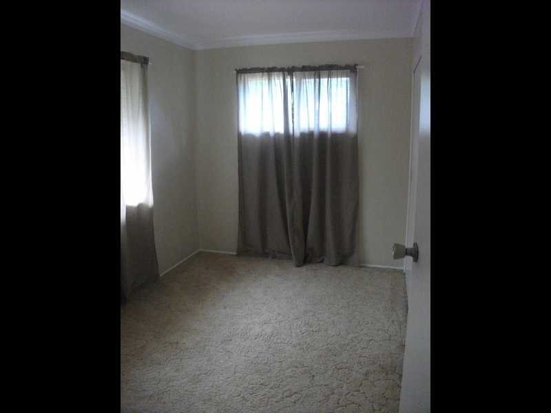 5 Oak Street, Bundamba QLD 4304
