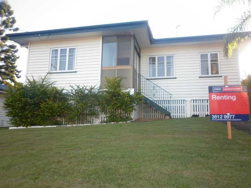 10 Fitzgerald Street, North Ipswich QLD 4305