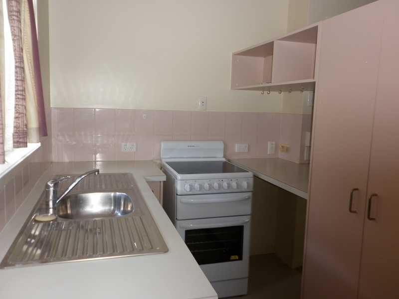 Unit 8/2 Eileen Street, Booval QLD 4304