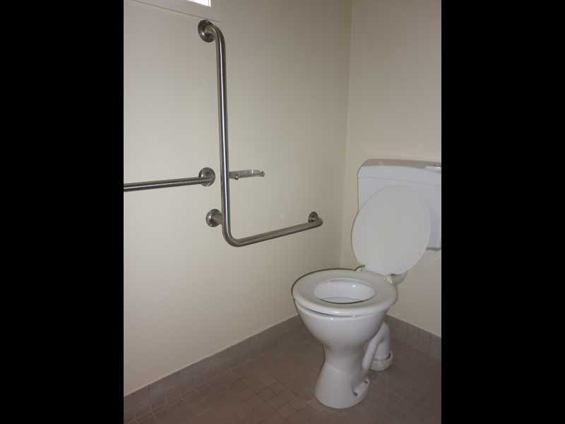 Unit 8/2 Eileen Street, Booval QLD 4304