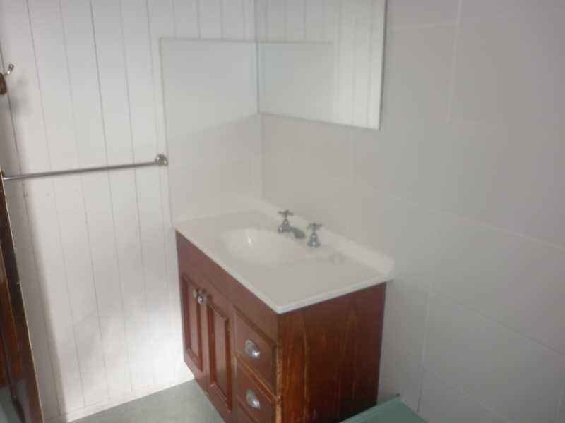 17 Frederick Street, Newtown QLD 4305