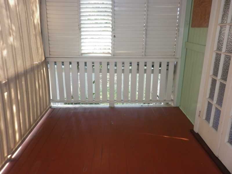 17 Frederick Street, Newtown QLD 4305