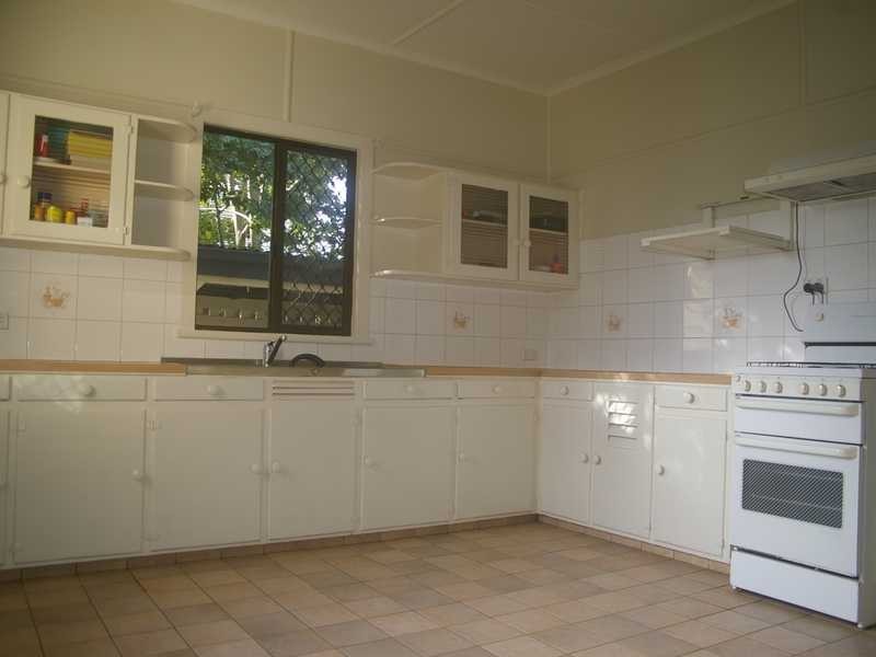 99 Brisbane Road, Booval QLD 4304