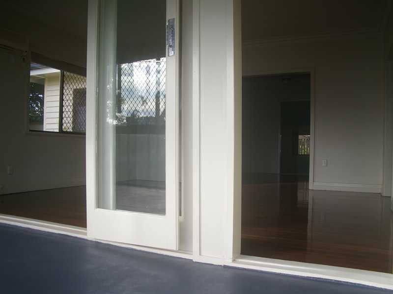 99 Brisbane Road, Booval QLD 4304