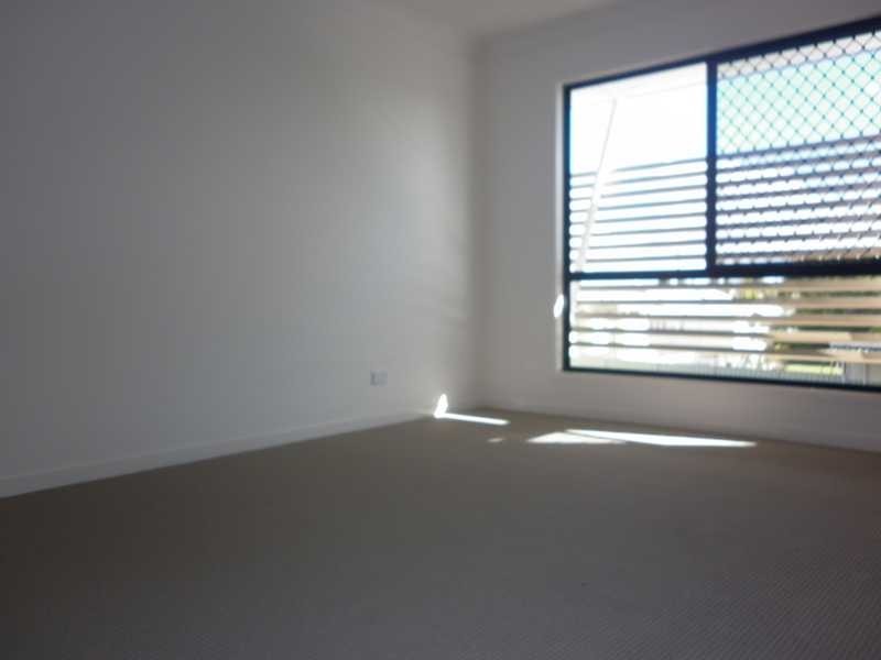 Unit 2/16b Dudleigh Street, Booval QLD 4304