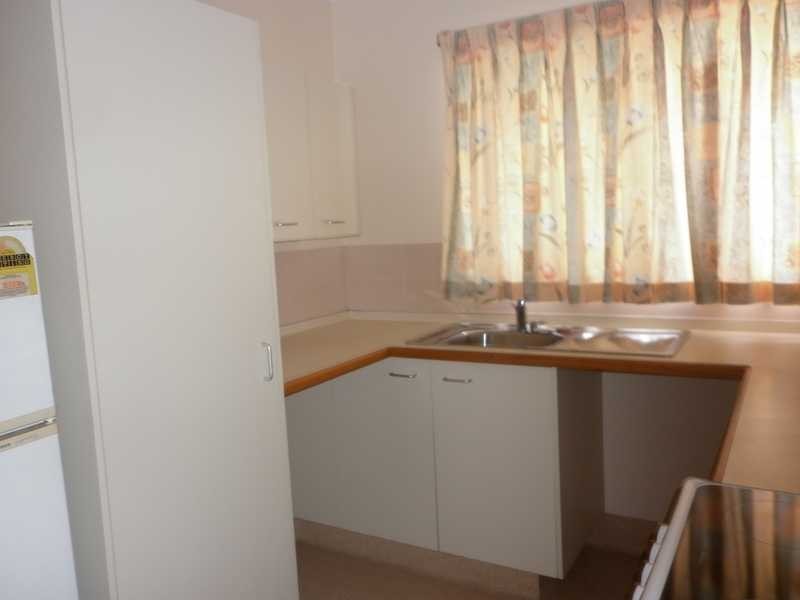 Unit 15/2 Eileen Street, Booval QLD 4304