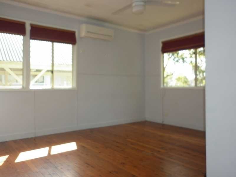 12 Birrell Street, Leichhardt QLD 4305