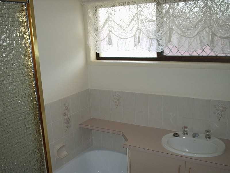 13 Marian Street, Booval QLD 4304