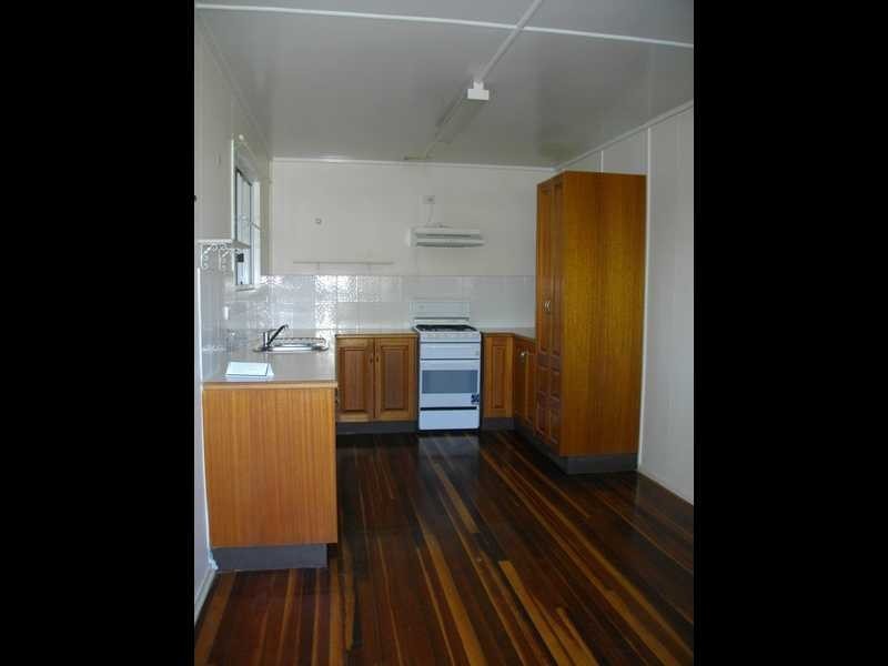 13 Felette Street, Leichhardt QLD 4305
