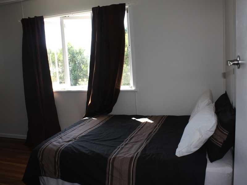 149 Raceview Street, Raceview QLD 4305