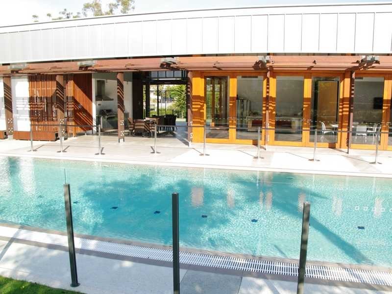 4306/323 Bayview Street, Hollywell QLD 4216