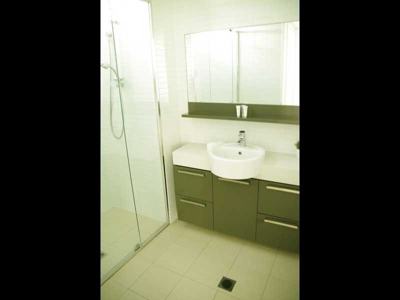 4306/323 Bayview Street, Hollywell QLD 4216