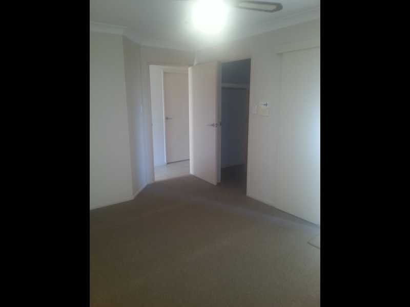 19A Brisbane Road, Dinmore QLD 4303