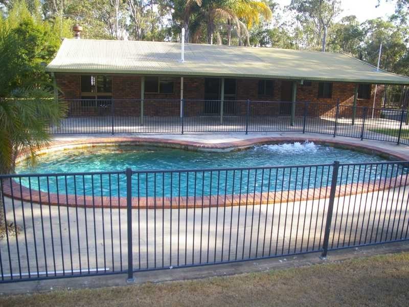 15 Henderson Street, Collingwood Park QLD 4301