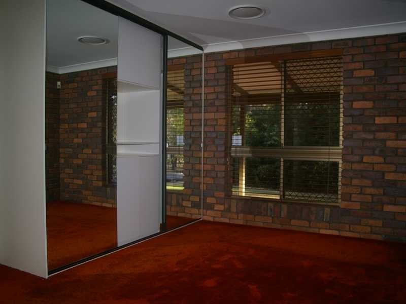 15 Henderson Street, Collingwood Park QLD 4301