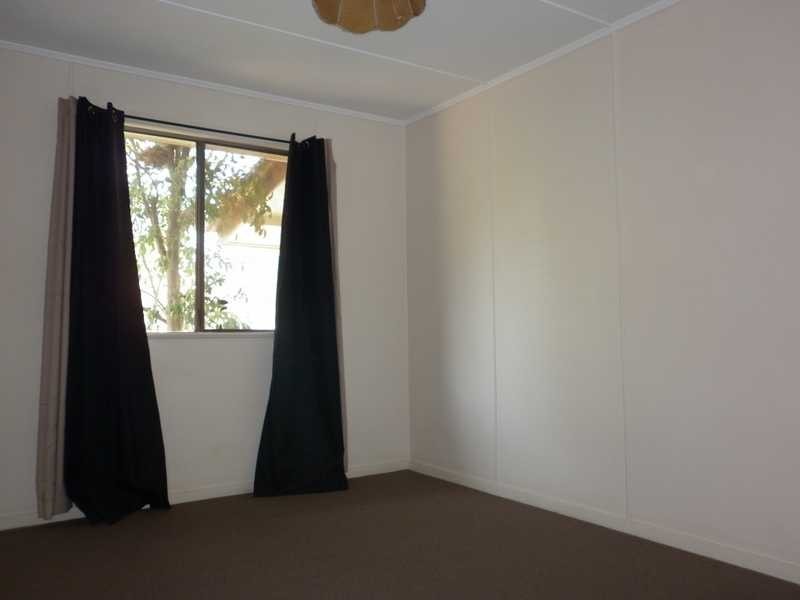 21 Albert Street, North Ipswich QLD 4305