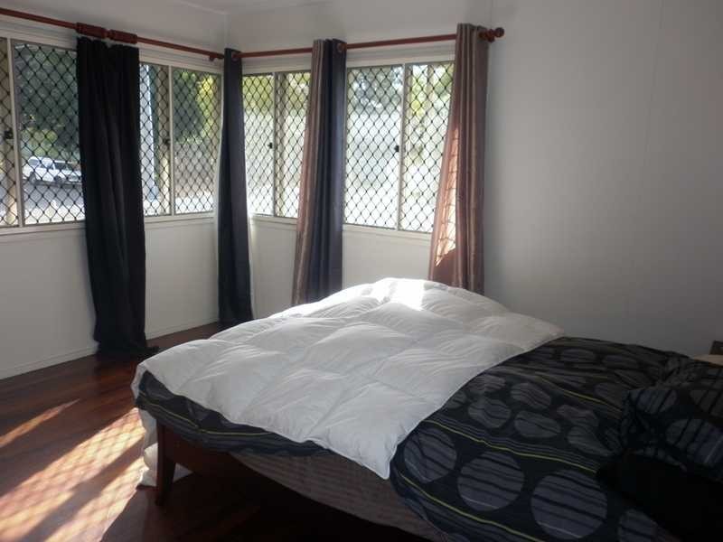 17 Wills Street, Leichhardt QLD 4305