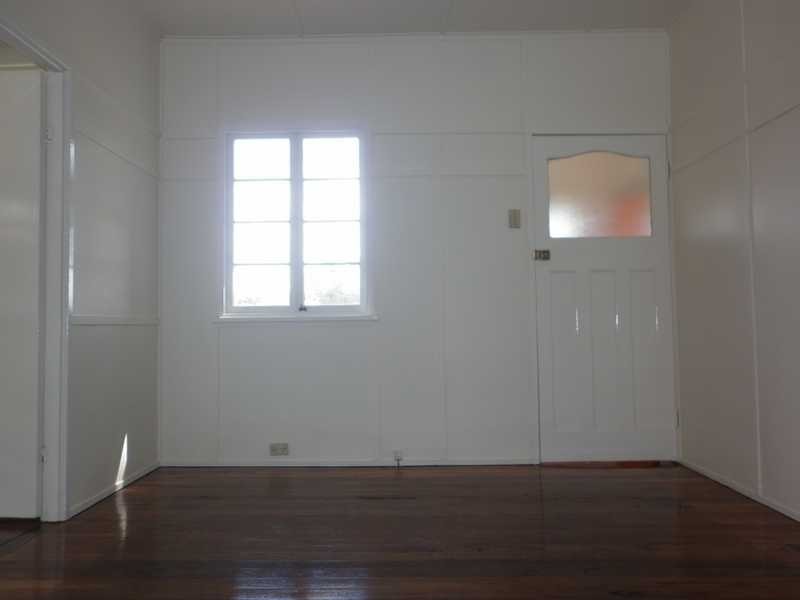 7 Campbell Street, Woodend QLD 4305