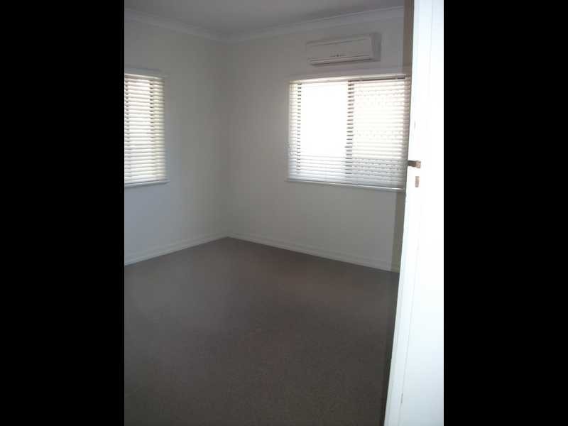 Unit 1/23 Eileen Street, Booval QLD 4304