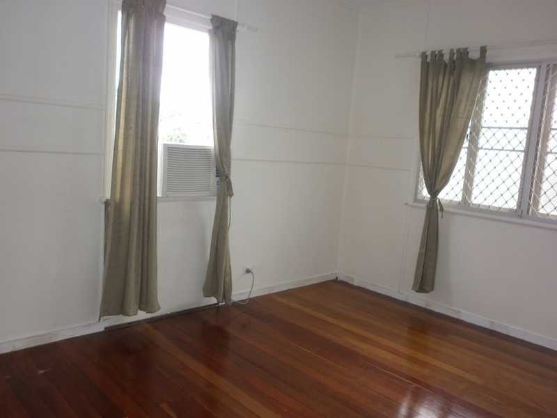 9a Cyprus Street, Tivoli QLD 4305