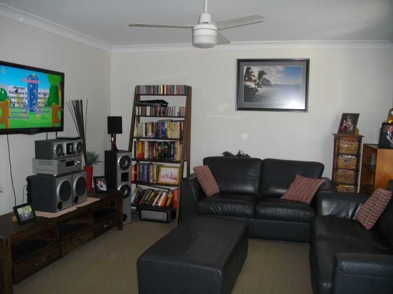 8 Calimon Street, Coalfalls QLD 4305