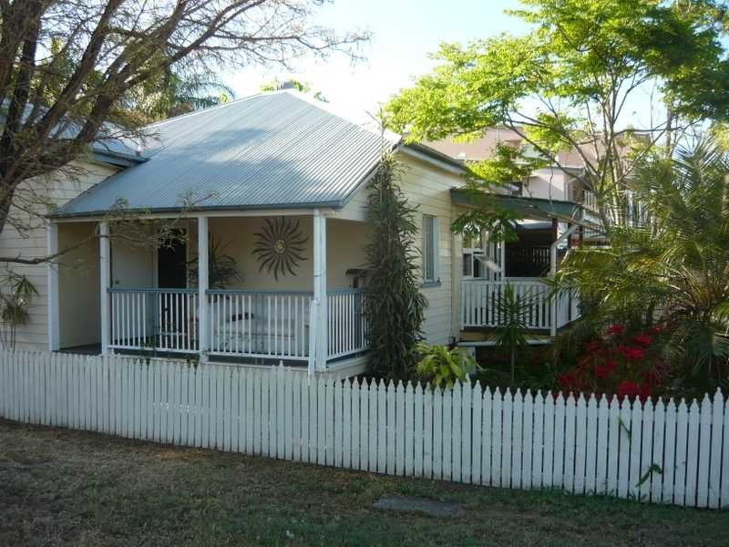 34 Lowry Street, North Ipswich QLD 4305