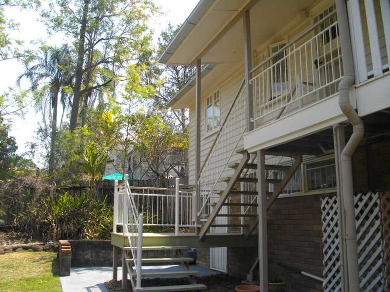 5 Pryde Street, Woodend QLD 4305