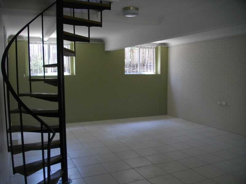 5 Pryde Street, Woodend QLD 4305