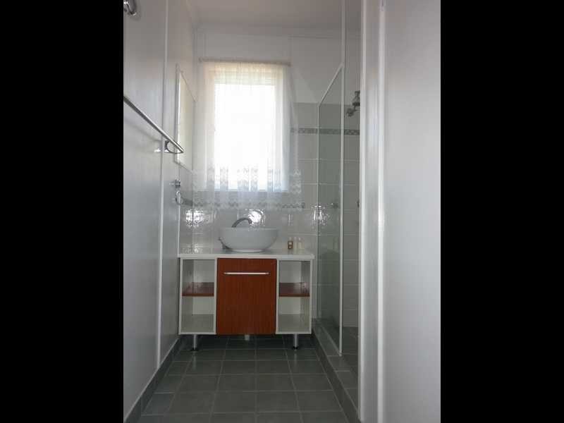 22 Rodney Street, Silkstone QLD 4304