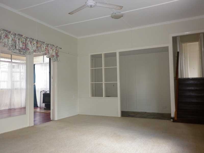 7 Jackes Street, Eastern Heights QLD 4305