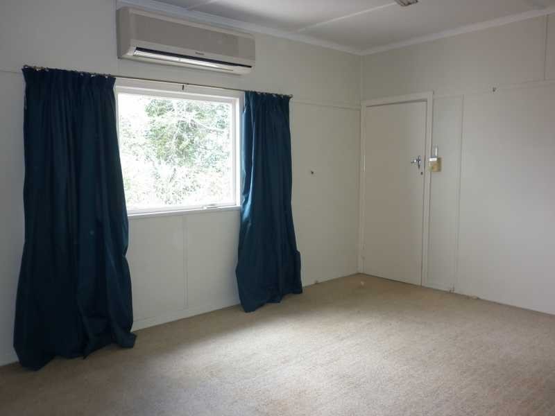 7 Jackes Street, Eastern Heights QLD 4305