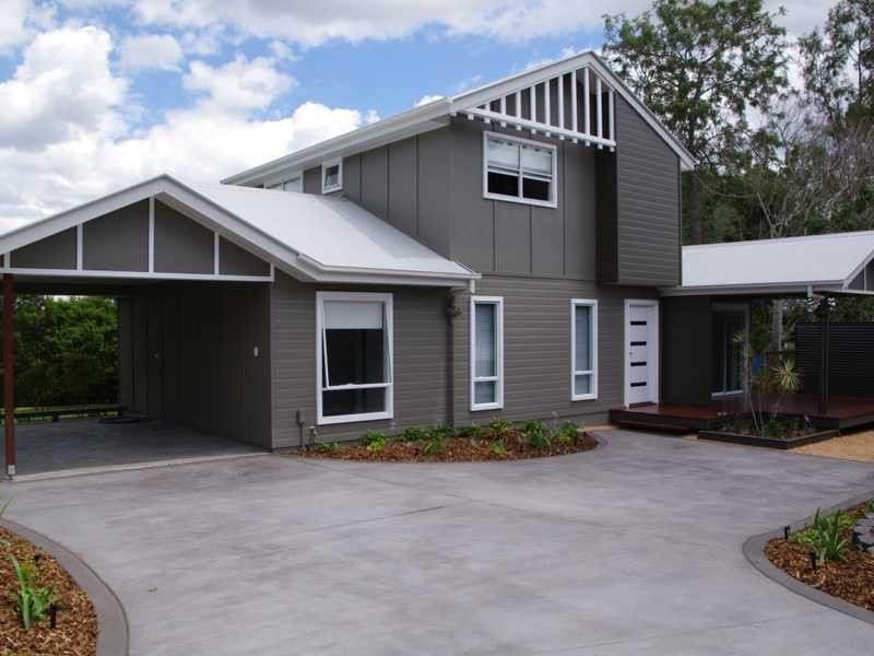 12 Tongue Street, East Ipswich QLD 4305