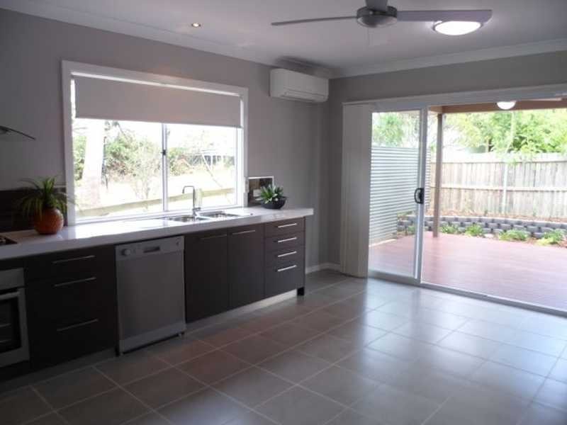 12 Tongue Street, East Ipswich QLD 4305