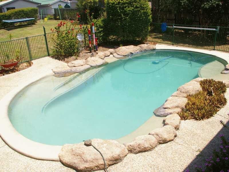 4 Welsby Street, North Booval QLD 4304