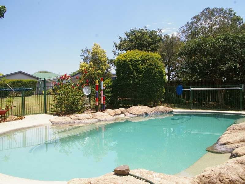 4 Welsby Street, North Booval QLD 4304