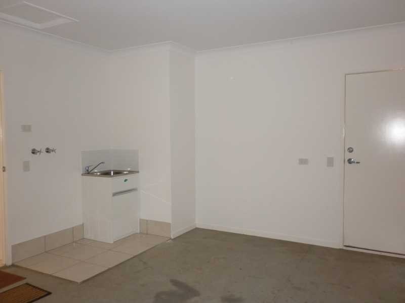 10a Palm Avenue, Raceview QLD 4305