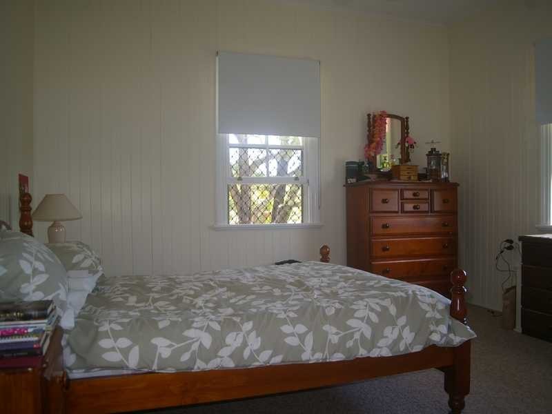 4 Welsby Street, North Booval QLD 4304