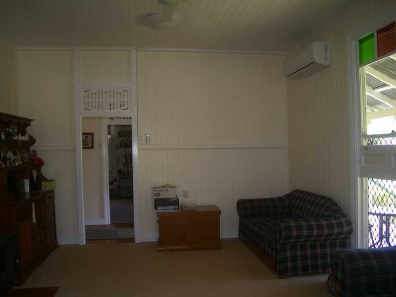 4 Welsby Street, North Booval QLD 4304