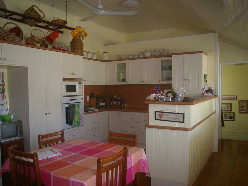 4 Welsby Street, North Booval QLD 4304