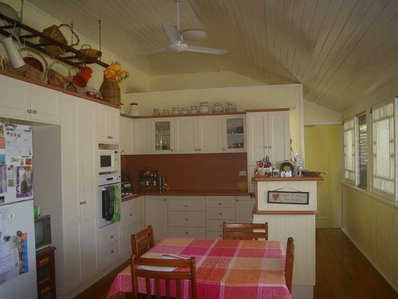 4 Welsby Street, North Booval QLD 4304