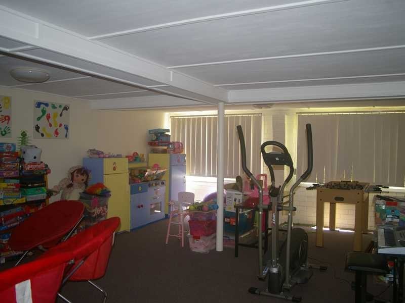 4 Welsby Street, North Booval QLD 4304