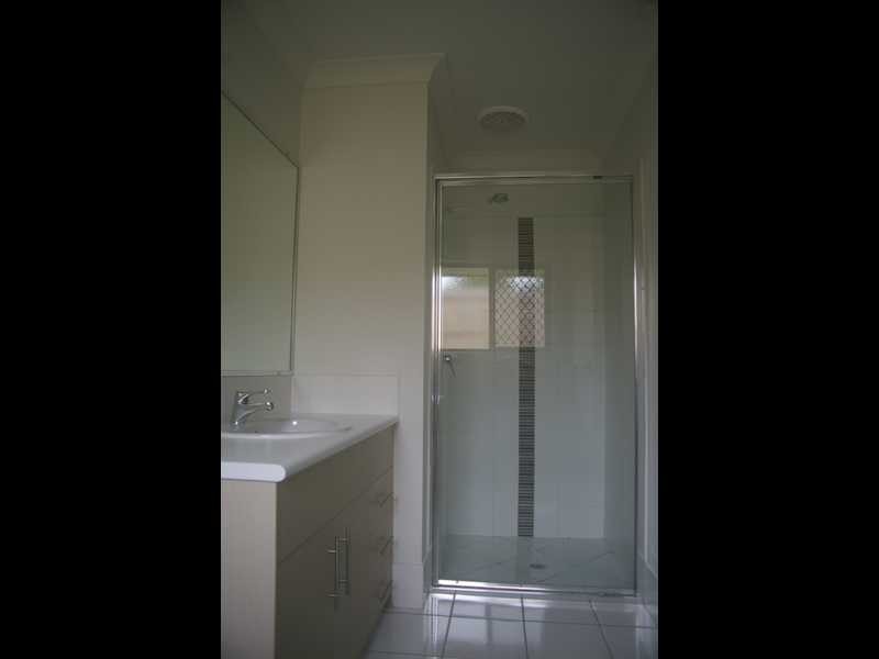 39B Creek Street, Bundamba QLD 4304