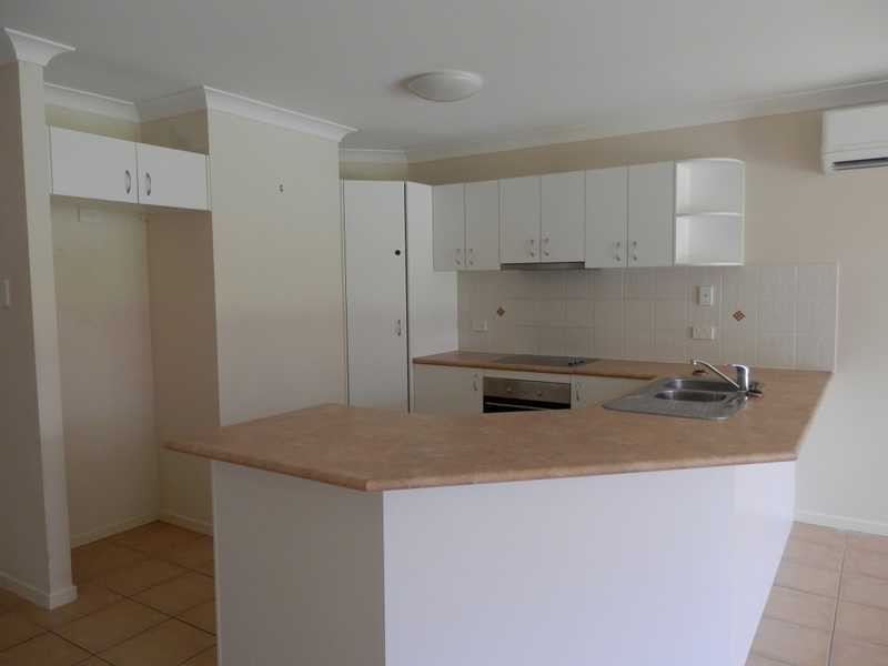 8 Acacia Close, Raceview QLD 4305