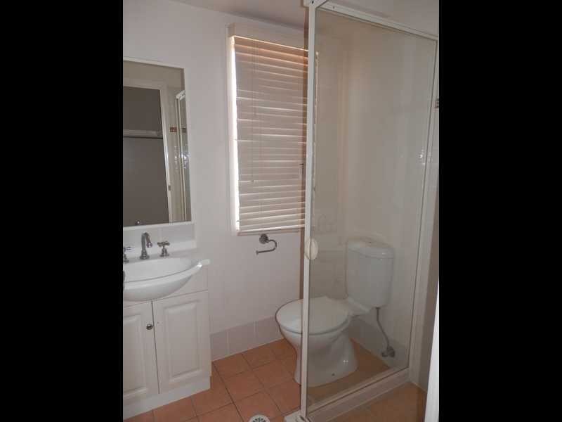 8 Acacia Close, Raceview QLD 4305