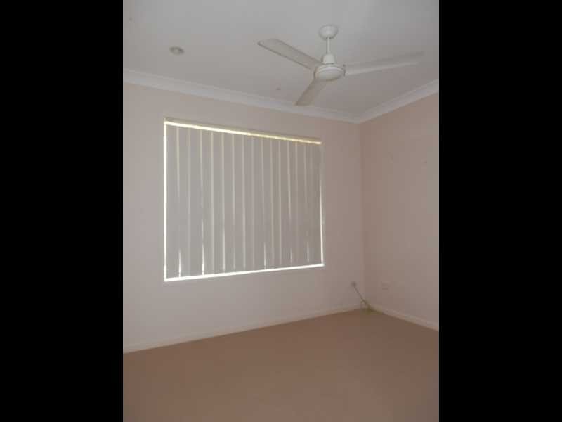 8 Acacia Close, Raceview QLD 4305