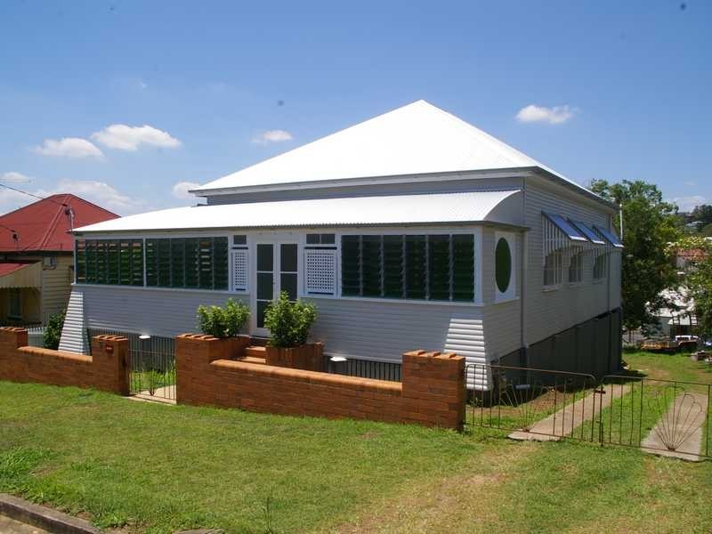 31 Martin Street, Woodend QLD 4305