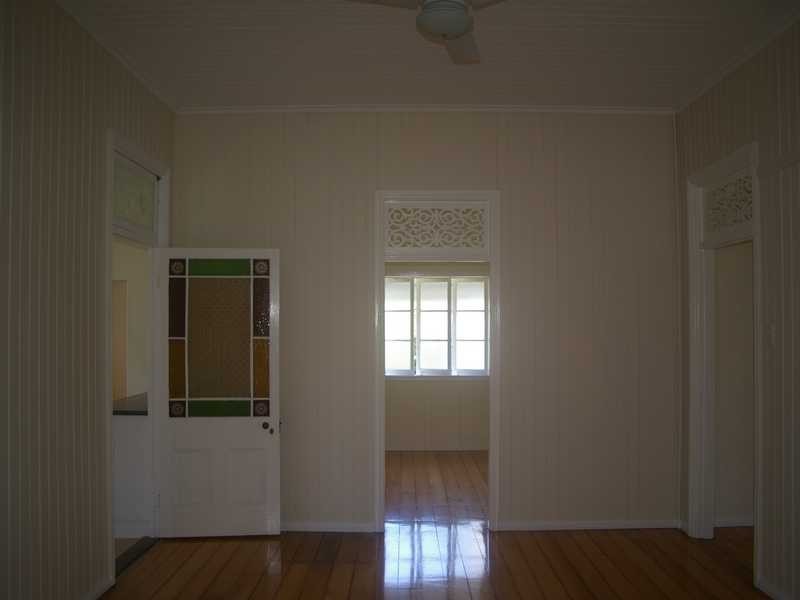 31 Martin Street, Woodend QLD 4305