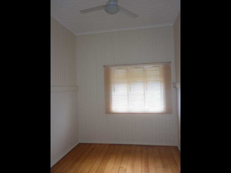 31 Martin Street, Woodend QLD 4305