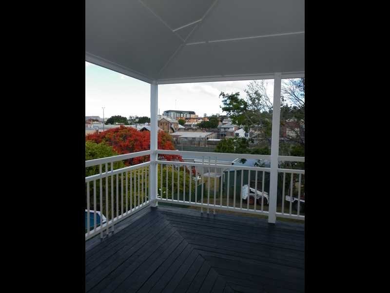 31 Martin Street, Woodend QLD 4305