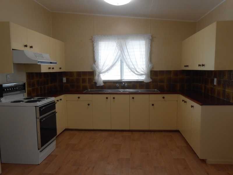 58 Samford Road, Leichhardt QLD 4305